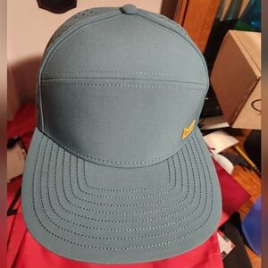 Melin Trenches North Seas. NWOT. CLASSIC 58CM